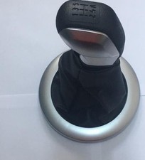 ENSEMBLE POMMEAU DE VITESSE ET