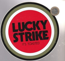 C66 . LUCKY STRIKE. Diamètre