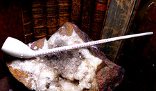 pipe en terre cuite sculptée  par GAMBIER  "  modele émail  perlé   "