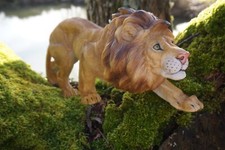 5401  SUPERBE FIGURINE  LION