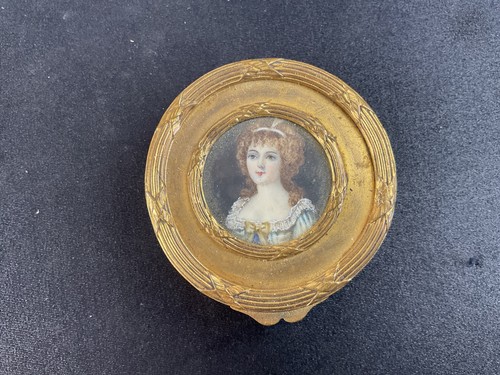 Ancienne boite mouche - ancienne, a