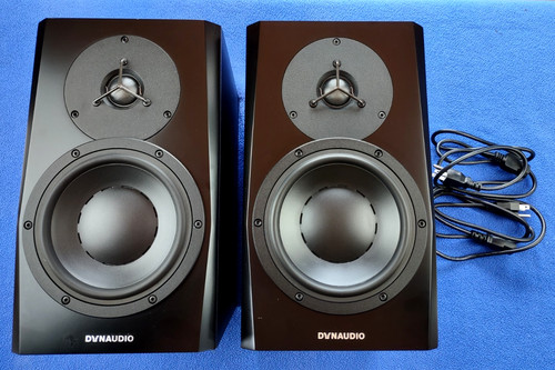 Pair black dynaudio - pair, 7
