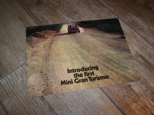 Prospectus brochure mini - prospectus,