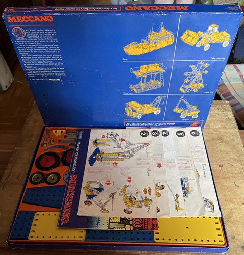 Meccano période zinguée - période,