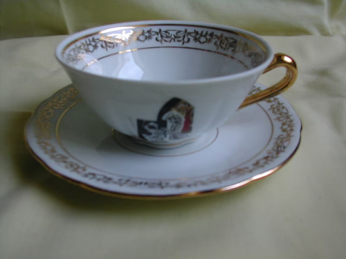 Ancienne tasse soucoupe - ancienne,