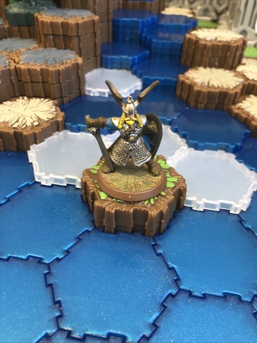 Heroscape thorgrim the viking - heroscape,