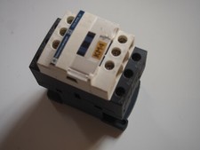 Relay Relais TELEMECANIQUE LC1 D09 B7 24VAC