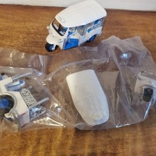 Tuk-tuk white ornament