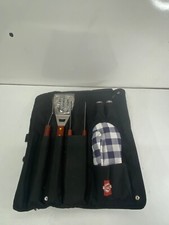 Set de barbecue complet tablier jamais utiliser avec accessoires gants pince ….