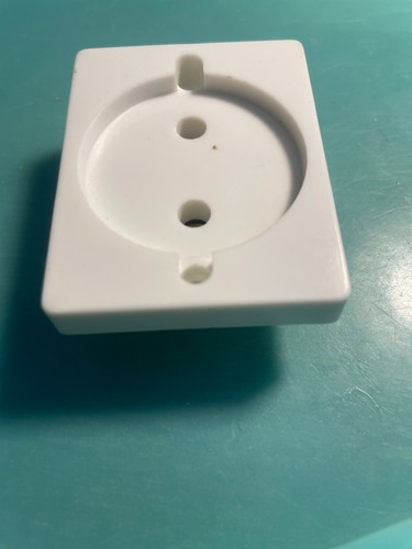 Legrand mistral socle - prise, 2p