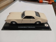 OLDSMOBILE TORONADO Crème DEL