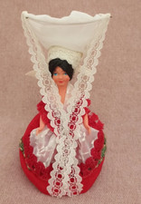 Poupée Ancienne Folklorique LE MONT ST MICHEL