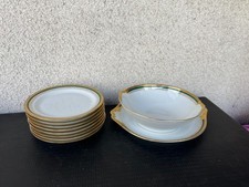 Service de 8 assiettes et 2 bols en porcelaine de Limoges – Chastagner & Cie