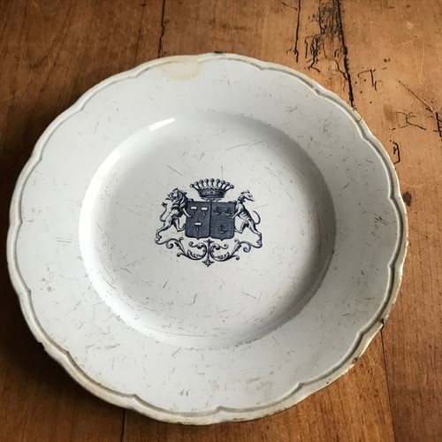 Assiette ancienne blason e - ancienne,