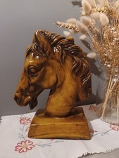 Belle Tête De Cheval En Plâtre Sur Socle