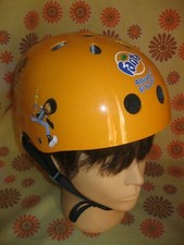 Ancien CASQUE PUBLICITAIRE FANTA ATTRAPE-MOI SI TU PEUX ORANGE Helmet Escalade ?
