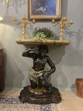 Console vénitienne à figure de Maure soutenant un coquillage –fin XVII, Début...