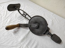 Perceuse à main ancienne - Chignole - Vilebrequin