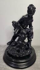Sculpture Enfant Et Son Chien