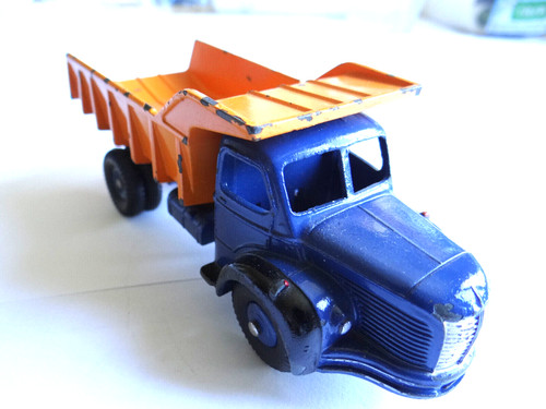 Dinky toys france berliet - dinky,