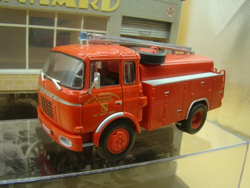 Camion pompiers berliet gak - pompiers,