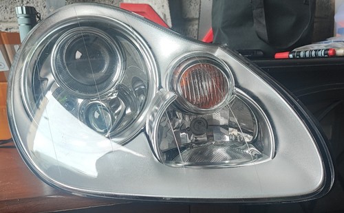 Avant droite phare porsche - avant,