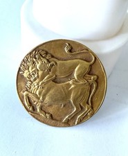 Henry Dropsy Taureau Lion