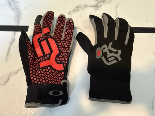 Oakley factory park ski - oakley,