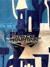Disney Pin Trading Very Rare Space Mountain 2 Opening April 9 2005 LE 1200