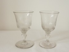 Verres à pied anciens