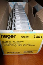 HAGER 16A Bouton poussoir