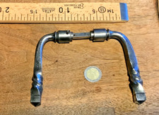 ancienne poignée de porte ou portail en fer forgé torsadé...