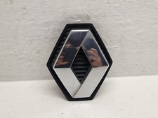 Insigne monogramme sur pare choc avant pour renault megane 2 dci 5 portes 2003