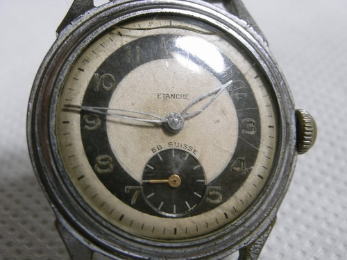 Montre mecanique - montre,