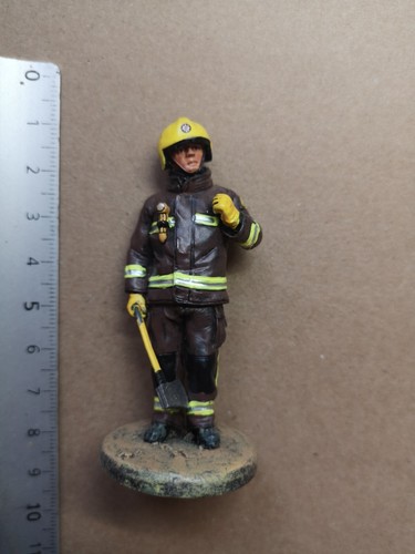 Figurine del prado - del, pompier
