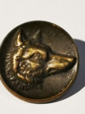 Bouton ancien 25 mm  Chasse Tête de Loup Vénerie. 