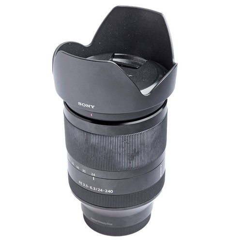 Sony 240mm 6 3 oss - fe, f3.5-6.3