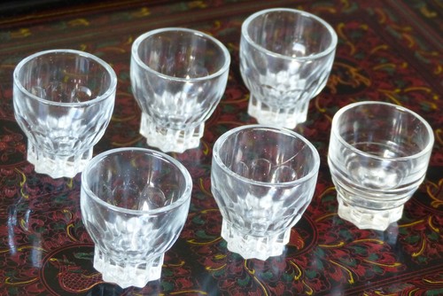 Lot anciens petits verres - anciens,