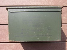 caisse munitions militaire