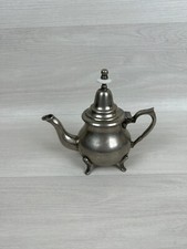 Jolie Théière en Métal