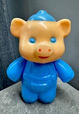 Ancienne petite poupée cochon