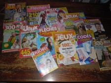 A VOIR !! LOT 12 MAGAZINES JEUX " MOTS CROISES, FLECHES, CODES,... " 2010/25