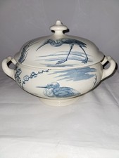 Une soupière en faïence KELLER & GUERIN Lunéville 19° siècle