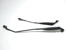 BRAS D'ESSUIE-GLACE AVANT