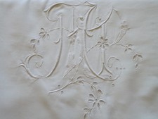 grand drap brodé, 2.40 m X