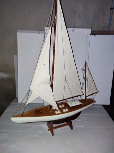 Maquette bureau bois bateau - maquette,