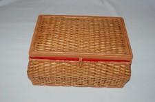 Ancienne boite à couture 