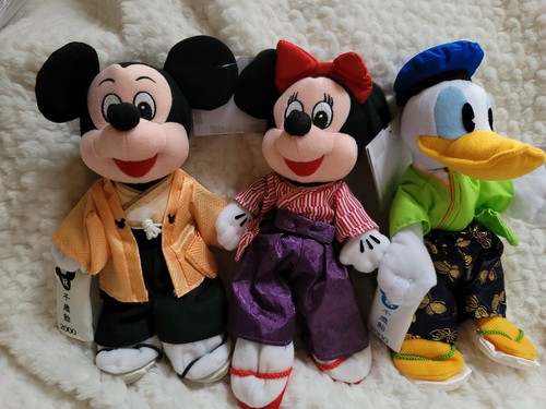 2000 disney japan kimono - 2000,