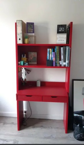 Bureau rouge ikea avec