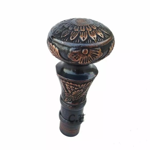 Bouton laiton ancien - , style